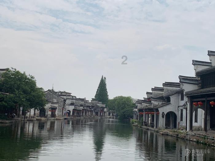 茜杰和莉斯大改造
